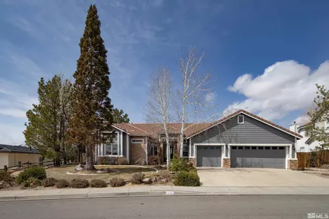 2090 Madrid Dr, Sparks, NV 89436