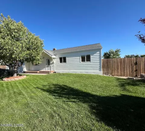 655 Gault Way, Sparks, NV 89431