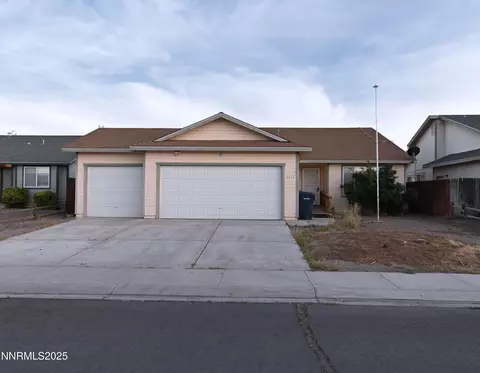 2129 Fort Bridger, Fernley, NV 89408