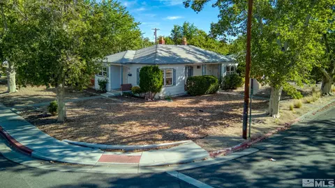 1690 Kirman Ave, Reno, NV 89502