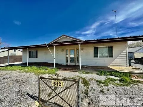 512 E Ave, Gabbs, NV 89409