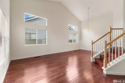 9635 Oakley Ln, Reno, NV 89521 photo 8
