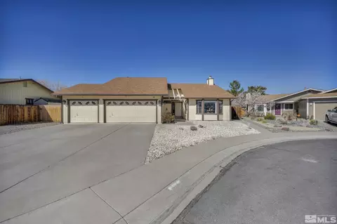 101 Courtland, Dayton, NV 89403