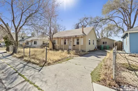 319 Fodrin Way, Sparks, NV 89431