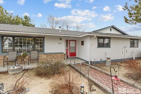 8700 Little Creek Rd, Reno, NV 89508
