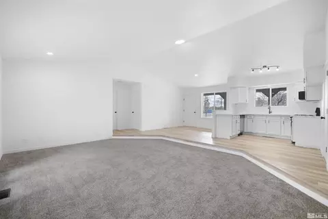 Living - 604 Venturacci Ln, Fallon, NV 89406 photo 2 of 2