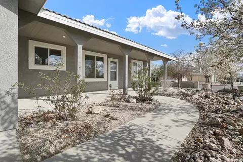Exterior - 604 Venturacci Ln, Fallon, NV 89406 photo 2 of 4