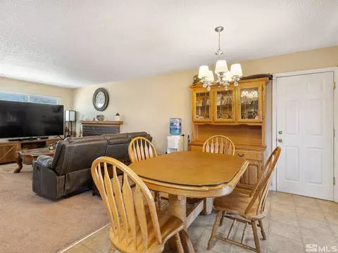 170 E Cedar St, Fernley, NV 89408 photo 9