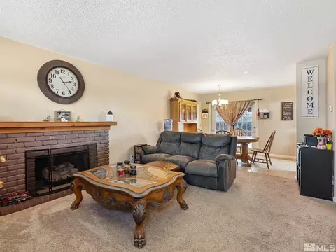 170 E Cedar St, Fernley, NV 89408 photo 5