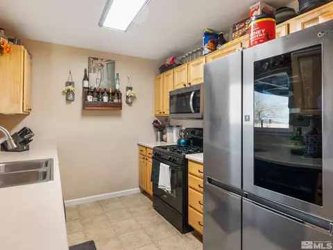 170 E Cedar St, Fernley, NV 89408 photo 12
