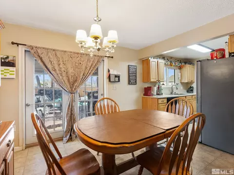 170 E Cedar St, Fernley, NV 89408 photo 10