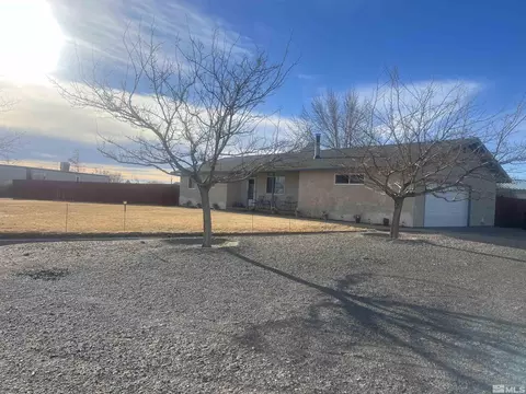 6467 Teal Dr, Fallon, NV 89406