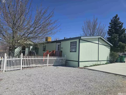 5475 Yukon Dr, Sun Valley, NV 89433