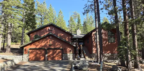 145 Easy St, Stateline, NV 89449