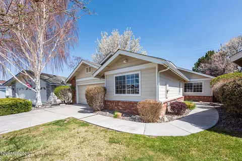 1774 Evergreen Ct, Minden, NV 89423