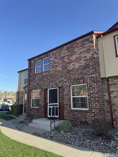 445 Pine Meadows Dr # 29, Sparks, NV 89431