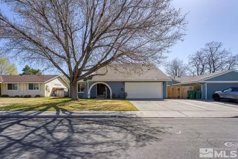 2040 Bonita Vista Dr, Sparks, NV 89434