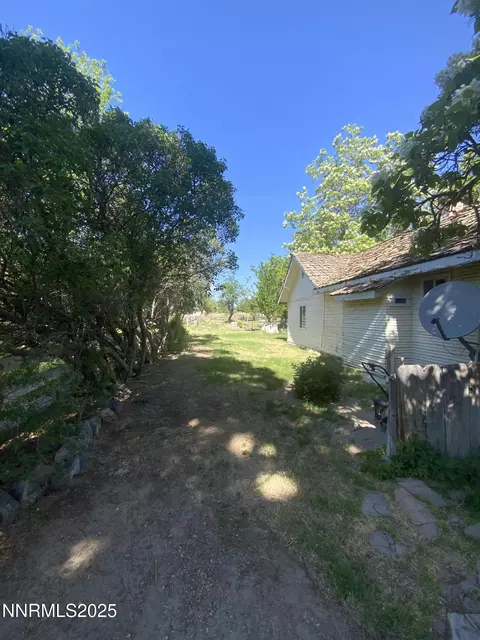 Exterior - 200 Mclean Rd, Fallon, NV 89406 photo 2 of 5