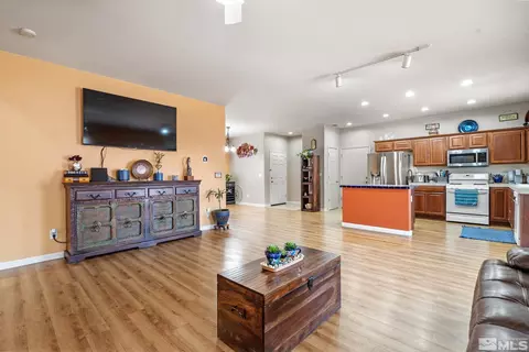 1355 Copper Leaf Dr, Reno, NV 89506 photo 4