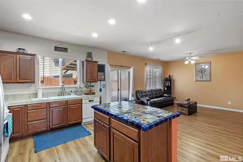 1355 Copper Leaf Dr, Reno, NV 89506 photo 6
