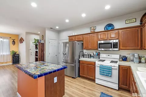 1355 Copper Leaf Dr, Reno, NV 89506 photo 7