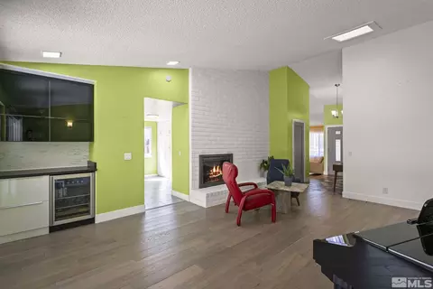 Living - 920 Pinebrook Rd, Reno, NV 89509 photo 2 of 7