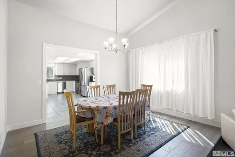 Dining - 920 Pinebrook Rd, Reno, NV 89509 photo 3 of 4