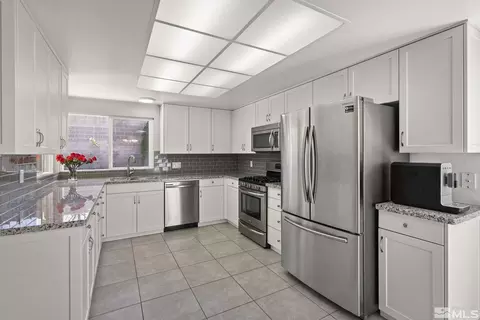 Kitchen - 920 Pinebrook Rd, Reno, NV 89509 photo 1 of 6