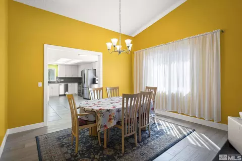 Dining - 920 Pinebrook Rd, Reno, NV 89509 photo 4 of 4