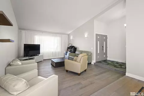 Living - 920 Pinebrook Rd, Reno, NV 89509 photo 6 of 7