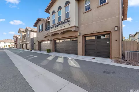 1825 Dark Horse Rd #B, Reno, NV 89521