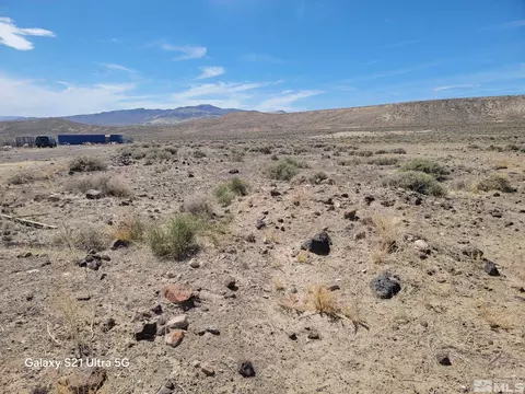 3355 Sapphire Rd, Silver Springs, NV 89429