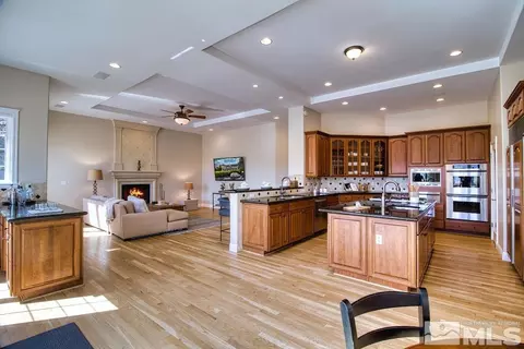 12860 Silver Wolf, Reno, NV 89511 photo 13