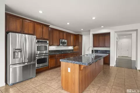 Kitchen - 485 Haleb Ct, Reno, NV 89521 photo 4 of 4