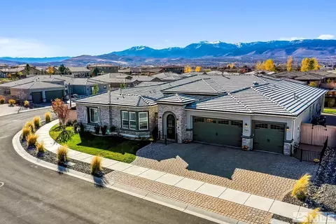 9895 Gainsborough Ln, Reno, NV 89521