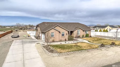 1675 Skyridge Dr, Fallon, NV 89406 photo 2