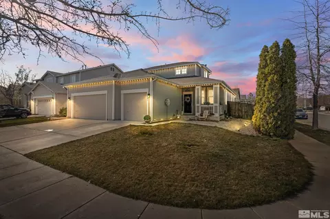 8901 Sorcha St, Reno, NV 89506