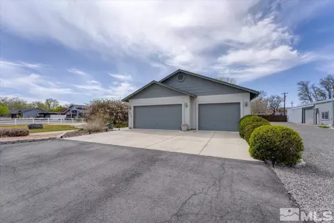 2875 Waegle Way, Fernley, NV 89408