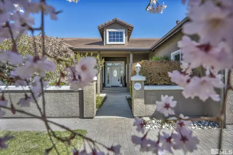 7205 Native Dancer Dr, Reno, NV 89502