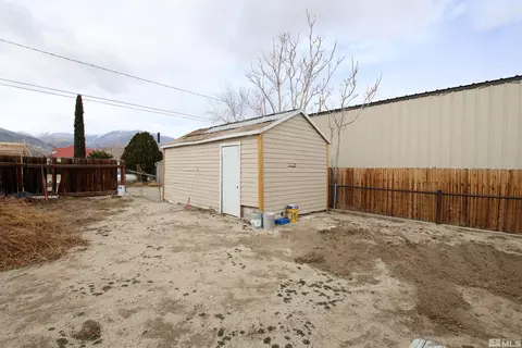 Exterior - 665 C St, Hawthorne, NV 89415 photo 5 of 5