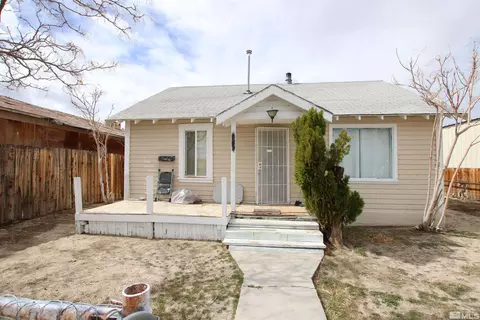 665 C St, Hawthorne, NV 89415