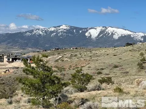 8175 Fox Meadows Ct, Reno, NV 89523
