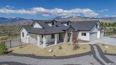 5376 S Edmonds Dr, Carson City, NV 89701