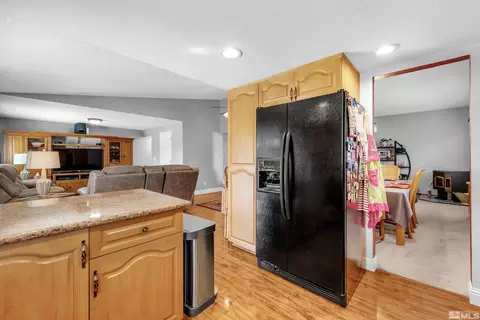 4900 Spring Dr, Reno, NV 89502 photo 12