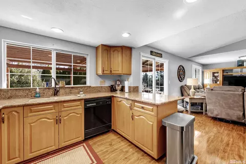 4900 Spring Dr, Reno, NV 89502 photo 10