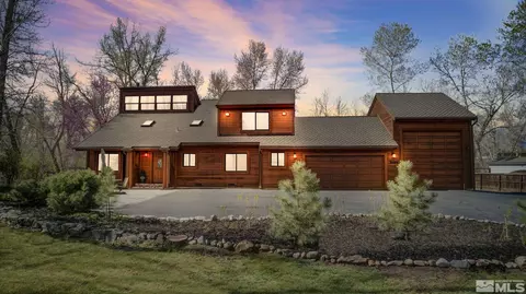 1485 Glenwood Dr, Gardnerville, NV 89460