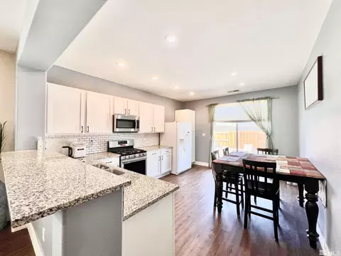 1480 Shadow Ln, Fernley, NV 89408 photo 6