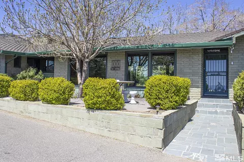 3702 Freedom Ct, Carson City, NV 89703