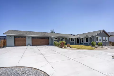 8570 Eaglenest Rd, Sparks, NV 89436