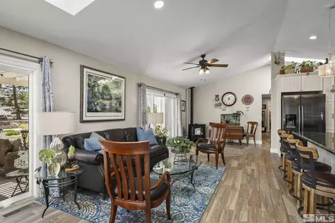 8570 Eaglenest Rd, Sparks, NV 89436 photo 11